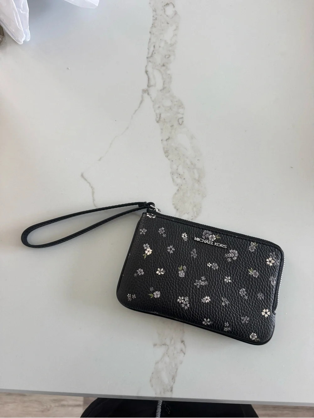 Michael Kors Black Floral Zip Wristlet Card Holder